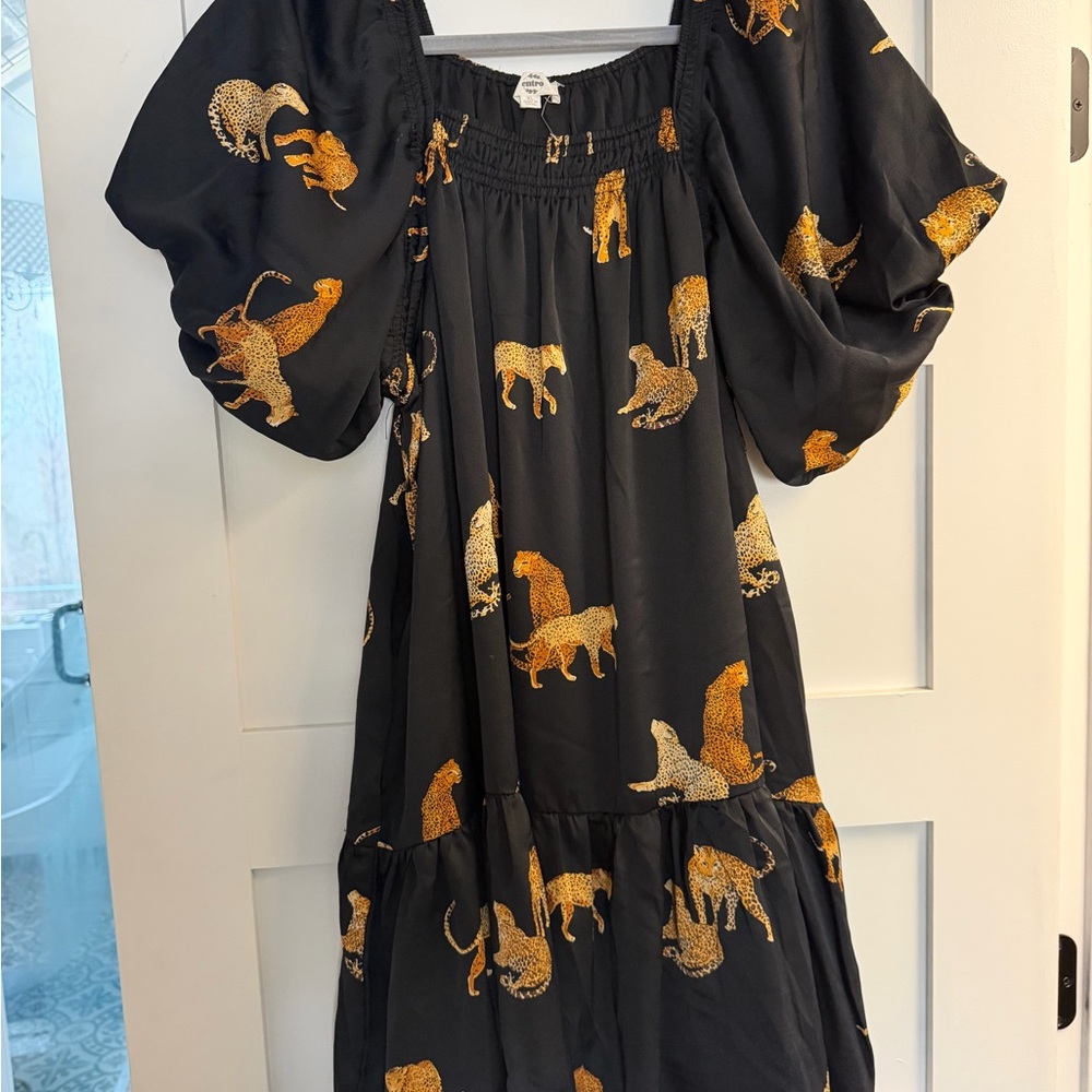 Entro Black and Gold Patterned Dress